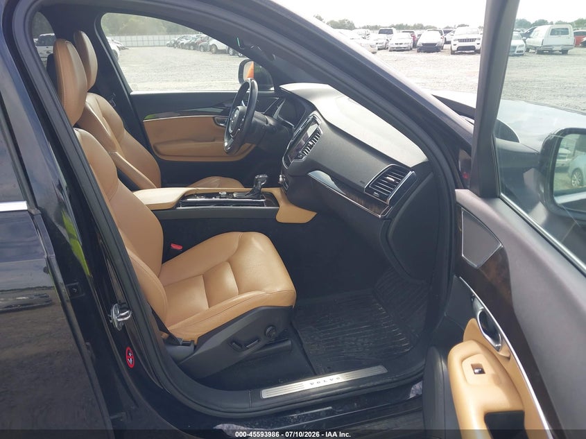 2018 Volvo Xc90 VIN YV4A22PK7J1218107 IAAI salvage auction — LEFT FRONT, Wait Title, sold $4,650 on 2026-08-19 (photo 5)
