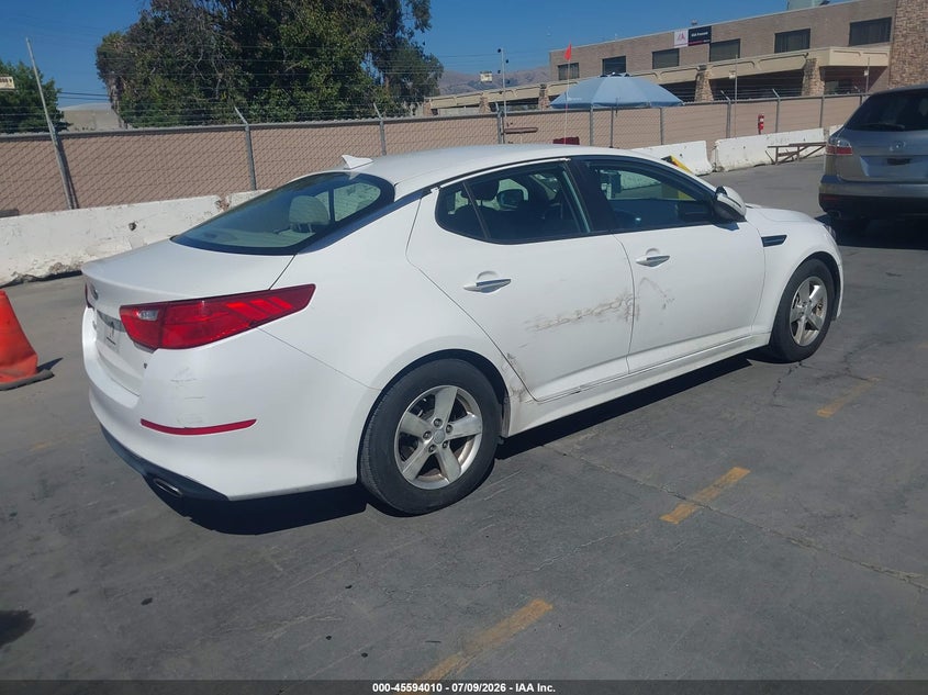 2015 Kia Optima VIN KNAGM4A72F5532932 IAAI salvage auction — NORMAL WEAR, Salvage Title, sold $1,575 on 2026-07-20 (photo 4)