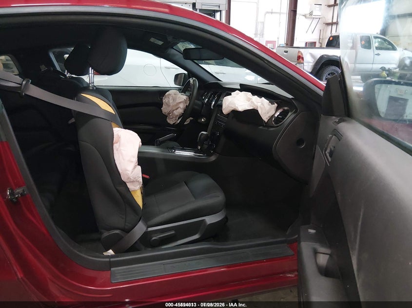 2014 Ford Mustang VIN 1ZVBP8AM3E5252899 IAAI salvage auction — LEFT SIDE, Salvage (Idaho), sold $525 on 2026-07-29 (photo 5)