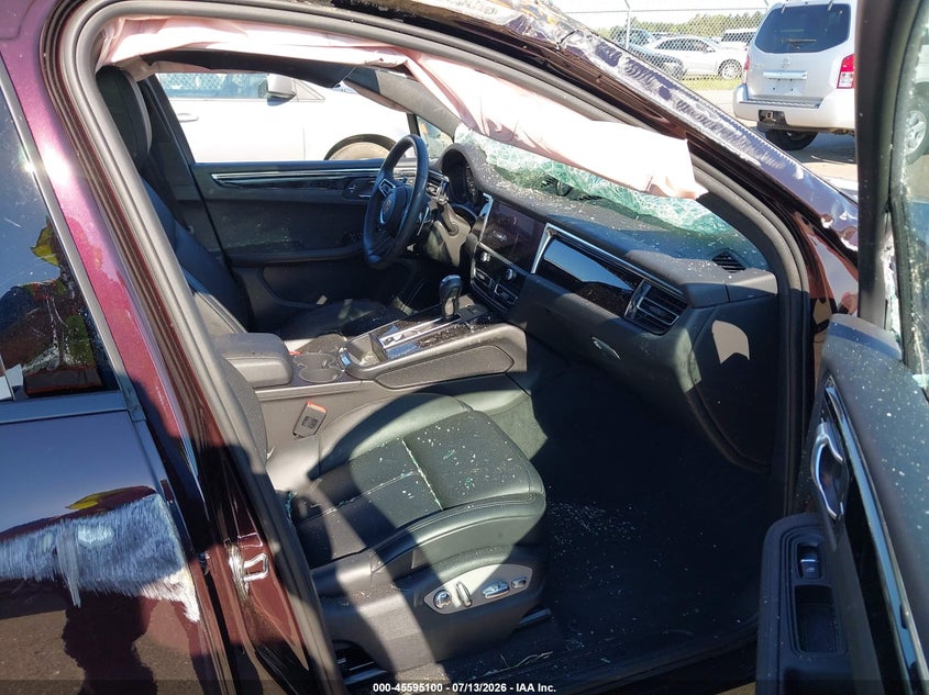 2024 Porsche Macan VIN WP1AA2A53RLB19016 IAAI salvage auction — ROLLOVER, Salvage (Minnesota), sold $9,100 on 2026-09-08 (photo 5)