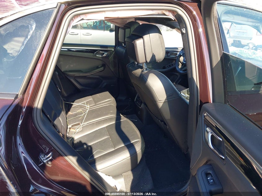 2024 Porsche Macan VIN WP1AA2A53RLB19016 IAAI salvage auction — ROLLOVER, Salvage (Minnesota), sold $9,100 on 2026-09-08 (photo 8)