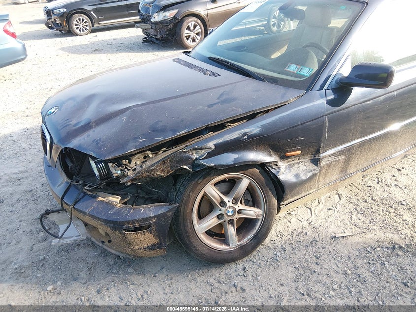 2003 BMW 3er VIN WBABN33403PG62053 IAAI salvage auction — LEFT SIDE, Salvage (Pennsylvania), sold $375 on 2026-08-07 (photo 6)