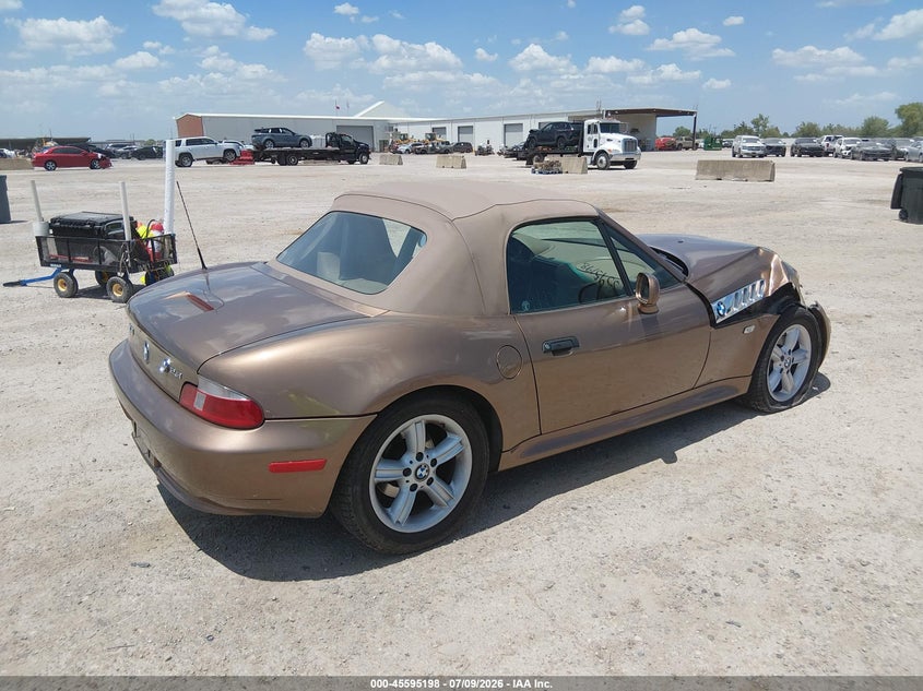 2000 BMW Z3 VIN WBACH9348YLG05709 IAAI salvage auction — FRONT END, Salvage (Texas), sold $125 on 2026-07-22 (photo 4)