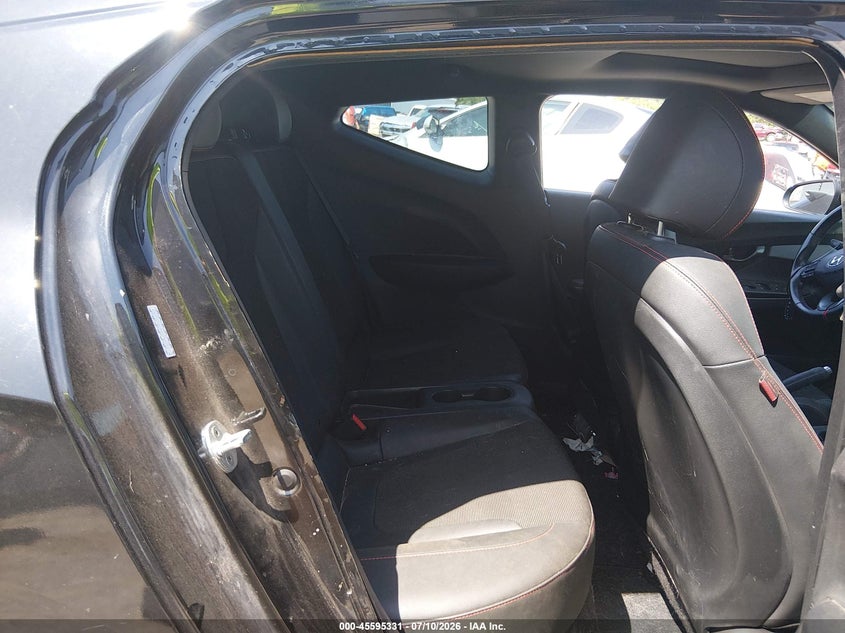 2019 Hyundai Veloster VIN KMHTG6AF2KU008980 IAAI salvage auction — NORMAL WEAR, Clear - Public Restricted (Oklahoma), sold $25 on 2026-07-22 (photo 8)