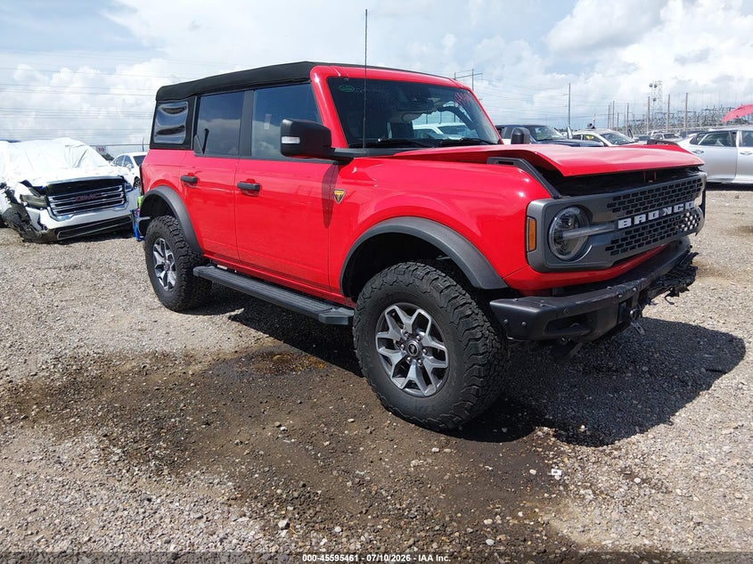 2023 Ford Bronco VIN 1FMEE5DH0PLB74627 — IAAI salvage auction photo