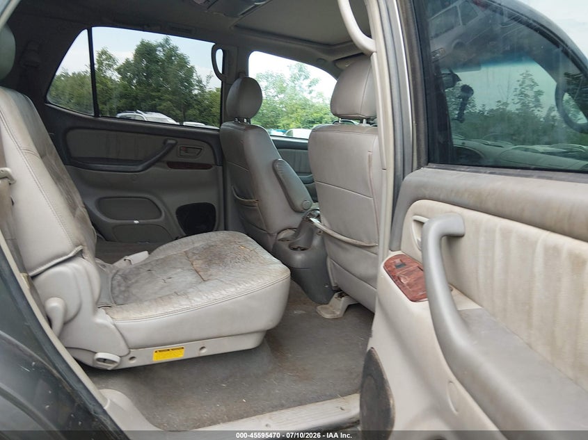 2005 Toyota Sequoia VIN 5TDBT48AX5S249964 IAAI salvage auction — FRONT END, Salvage (Ohio), sold $675 on 2026-07-28 (photo 8)