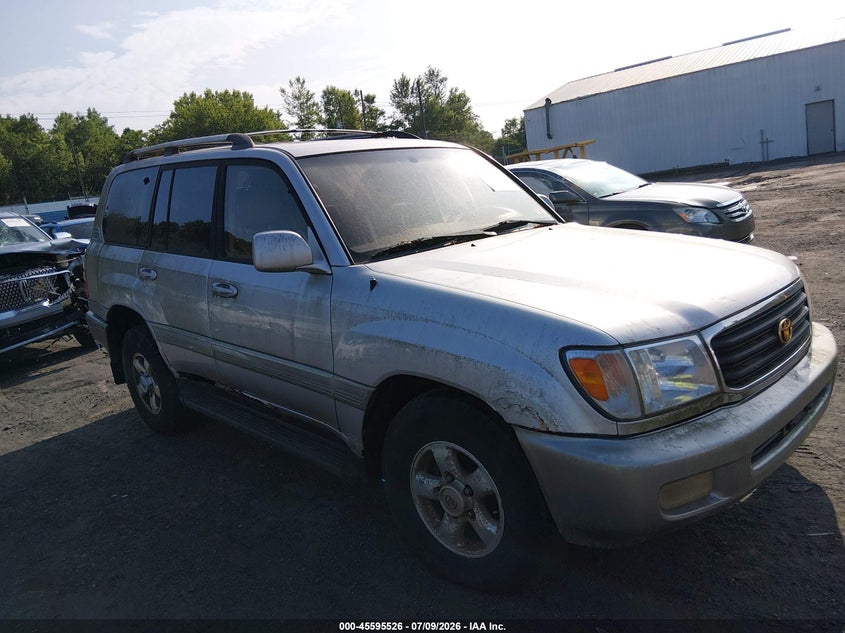 1999 Toyota Land cruiser VIN JT3HT05J9X0062880 IAAI salvage auction — NORMAL WEAR, Clear (Pennsylvania), sold $550 on 2026-07-28 (photo 1)
