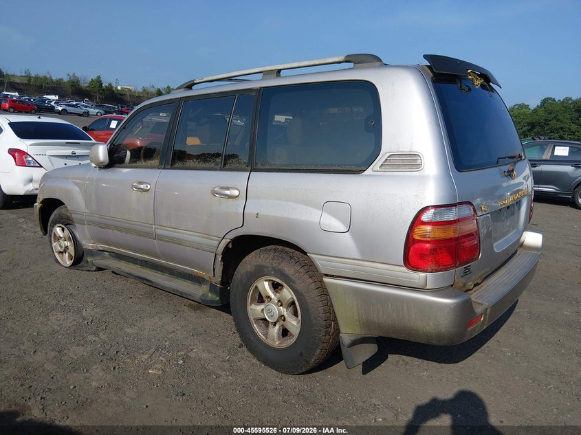 1999 Toyota Land cruiser VIN JT3HT05J9X0062880 IAAI salvage auction — NORMAL WEAR, Clear (Pennsylvania), sold $550 on 2026-07-28 (photo 3)