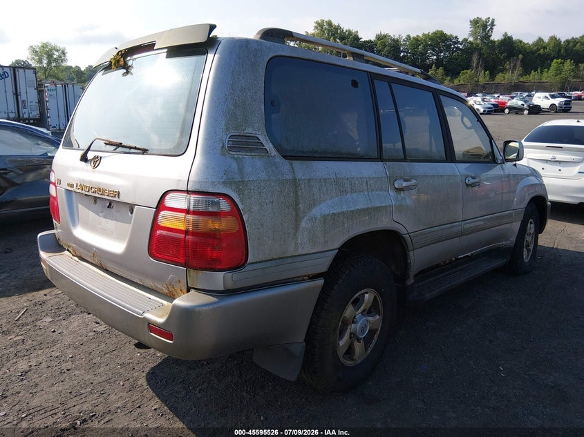 1999 Toyota Land cruiser VIN JT3HT05J9X0062880 IAAI salvage auction — NORMAL WEAR, Clear (Pennsylvania), sold $550 on 2026-07-28 (photo 4)