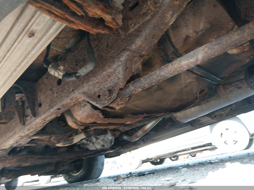 1999 Toyota Land cruiser VIN JT3HT05J9X0062880 IAAI salvage auction — NORMAL WEAR, Clear (Pennsylvania), sold $550 on 2026-07-28 (photo 6)