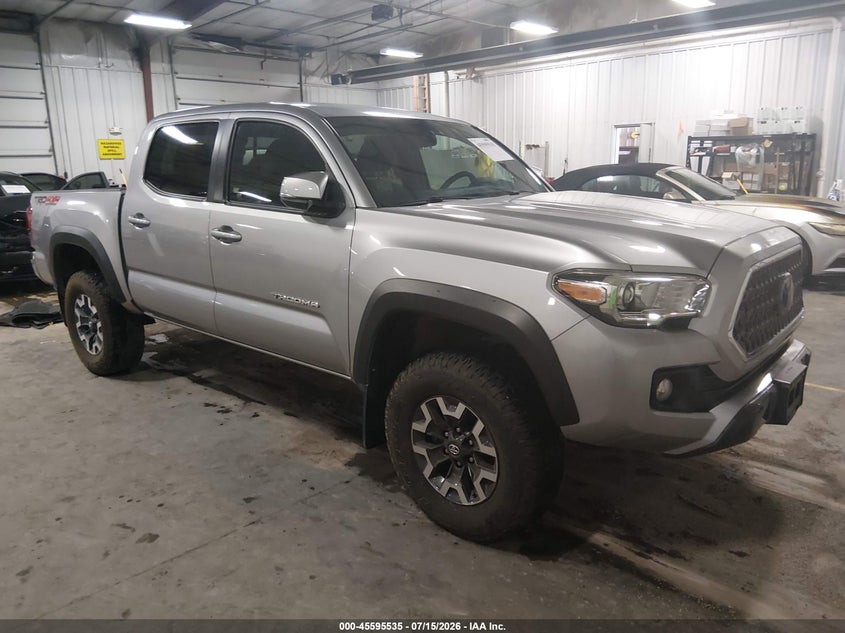 2018 Toyota Tacoma VIN 5TFCZ5ANXJX134078 — IAAI salvage auction photo