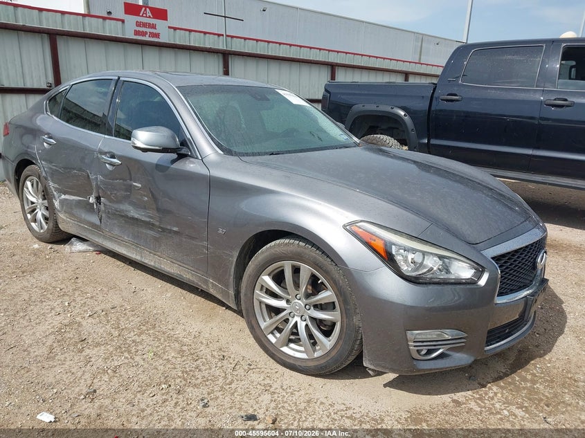 2015 Infiniti Q70 VIN JN1BY1AP7FM541005 IAAI salvage auction — SIDE, Salvage Title, sold $1,700 on 2026-07-29 (photo 1)