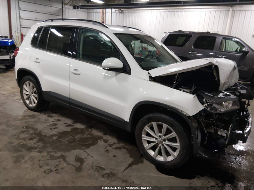 2017 Volkswagen Tiguan VIN WVGAV7AX5HK050091 IAAI salvage auction — FRONT END, Wait Title, sold $550 on 2026-08-11 (photo 1)