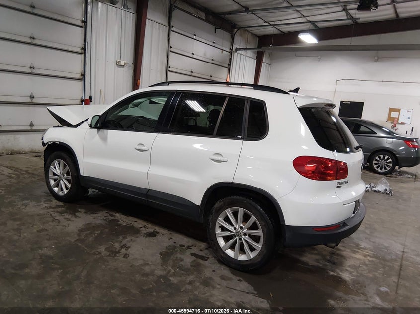 2017 Volkswagen Tiguan VIN WVGAV7AX5HK050091 IAAI salvage auction — FRONT END, Wait Title, sold $550 on 2026-08-11 (photo 3)