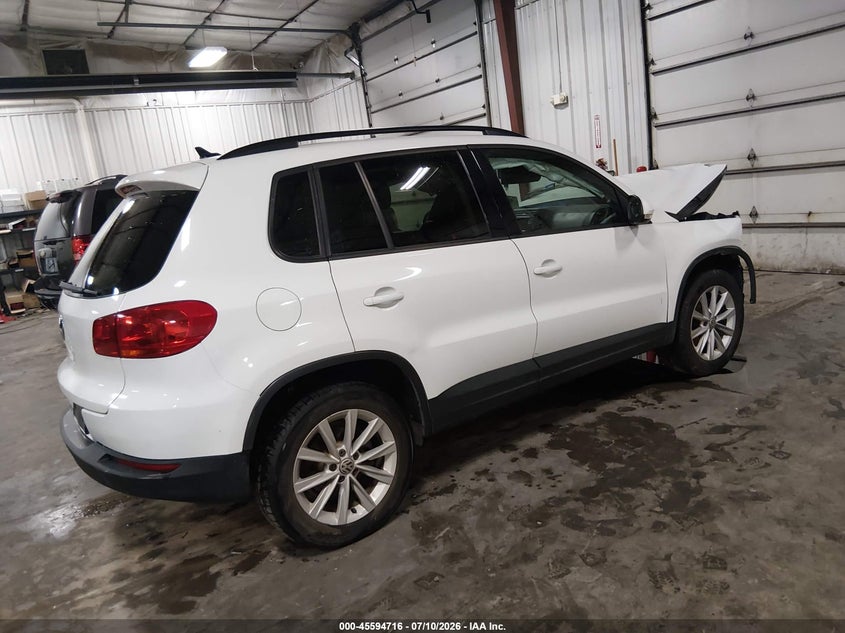 2017 Volkswagen Tiguan VIN WVGAV7AX5HK050091 IAAI salvage auction — FRONT END, Wait Title, sold $550 on 2026-08-11 (photo 4)