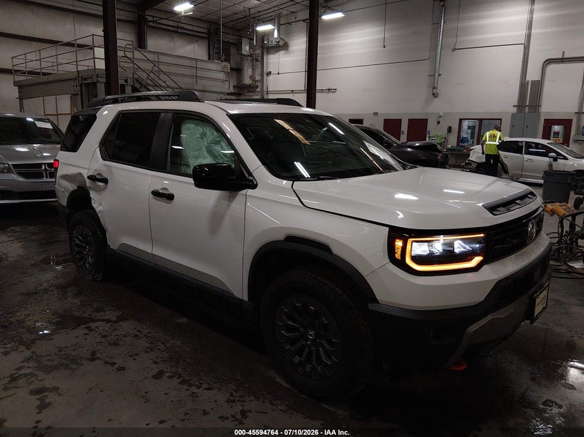 2026 Honda Passport VIN 5FNYF9H58TB014949 IAAI salvage auction — REAR END, Salvage (Idaho), sold $16,000 on 2026-07-31 (photo 1)