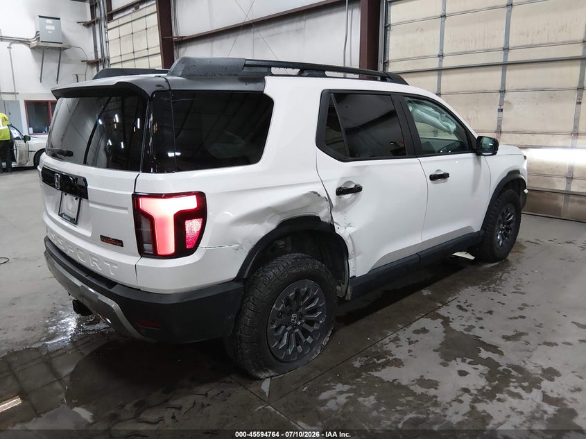 2026 Honda Passport VIN 5FNYF9H58TB014949 IAAI salvage auction — REAR END, Salvage (Idaho), sold $16,000 on 2026-07-31 (photo 4)