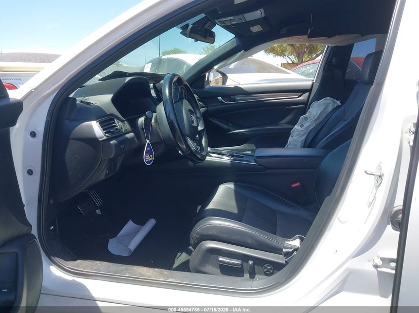 2018 Honda Accord VIN 1HGCV1F34JA204349 IAAI salvage auction — SIDE, Wait Title, sold $7,425 on 2026-08-21 (photo 5)