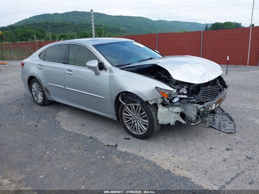 2013 Lexus ES VIN JTHBK1GG7D2019598 IAAI salvage auction — FRONT END, Salvage (Pennsylvania), sold $2,100 on 2026-07-24 (photo 1)
