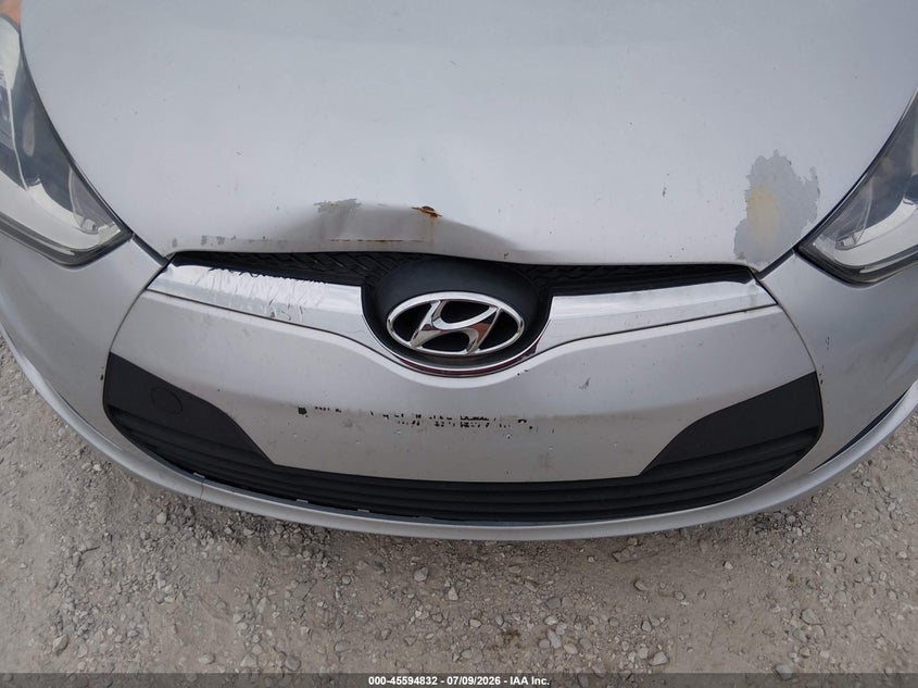 2015 Hyundai Veloster VIN KMHTC6AD4FU242957 IAAI salvage auction — NORMAL WEAR, Clear (Missouri), sold $600 on 2026-07-20 (photo 6)