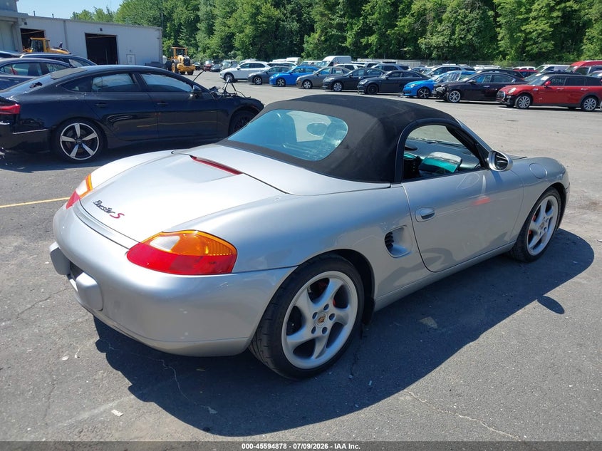2002 Porsche Boxster VIN WP0CB29862U661555 IAAI salvage auction — FRONT END, Salvage (Connecticut), sold $2,050 on 2026-07-23 (photo 4)