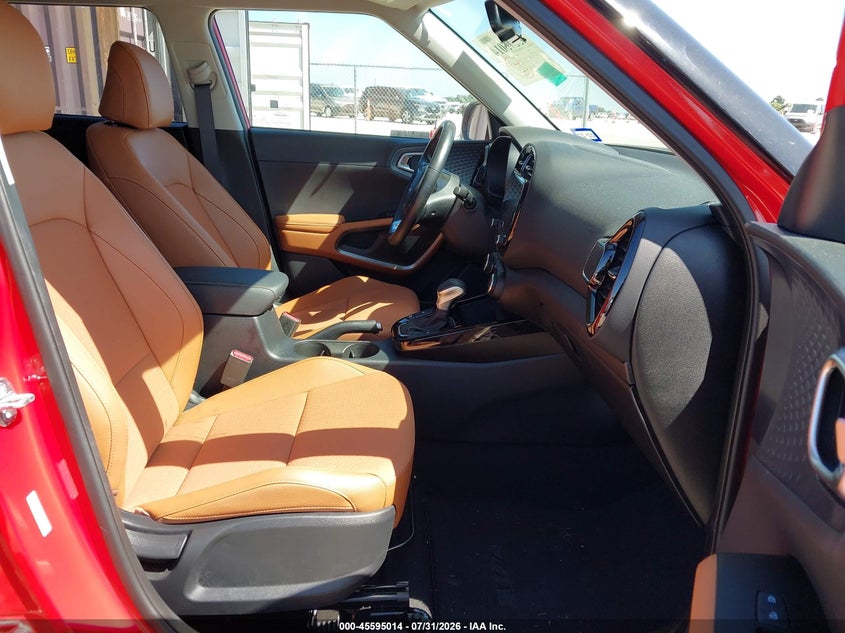 2025 Kia Soul VIN KNDJ33AU3S7255637 IAAI salvage auction — NORMAL WEAR, Clear (Texas), sold $17,800 on 2026-08-13 (photo 5)
