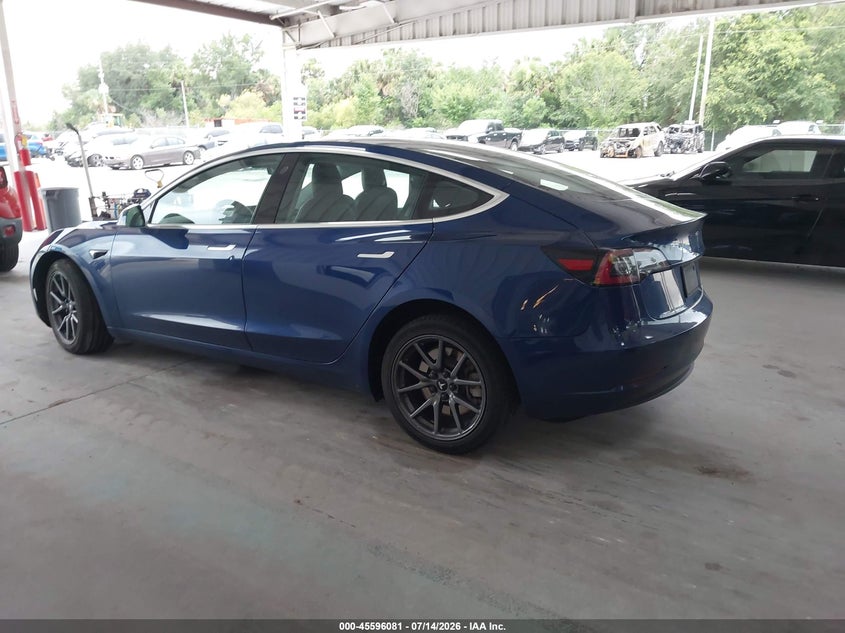 2019 Tesla Model 3 VIN 5YJ3E1EA4KF428759 IAAI salvage auction — RIGHT FRONT, Salvage Title, sold $4,200 on 2026-08-02 (photo 3)