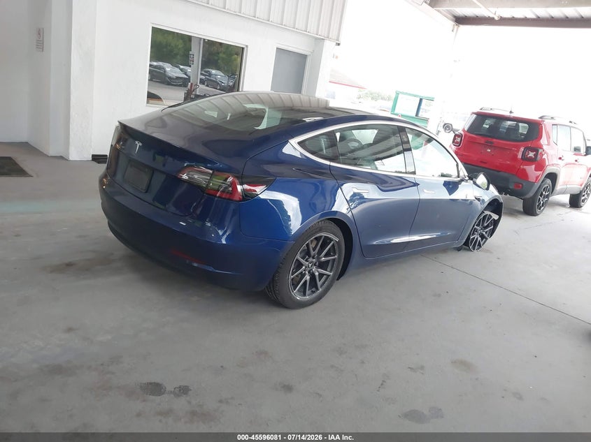 2019 Tesla Model 3 VIN 5YJ3E1EA4KF428759 IAAI salvage auction — RIGHT FRONT, Salvage Title, sold $4,200 on 2026-08-02 (photo 4)