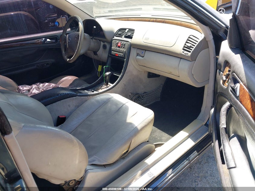 2002 Mercedes-benz Clk-class VIN WDBLJ65G62T119710 IAAI salvage auction — NORMAL WEAR, Clear - Dealer Only (California), sold $275 on 2026-07-30 (photo 5)