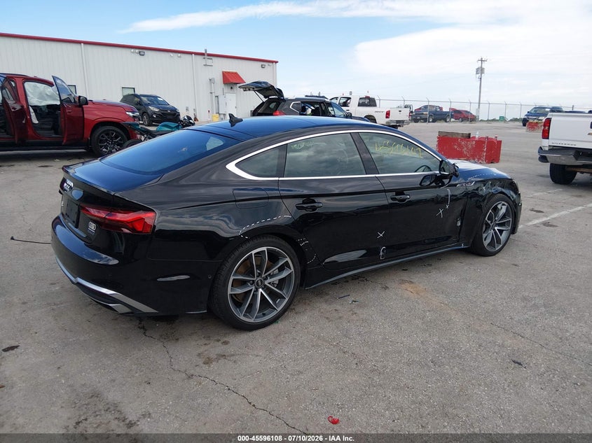 2022 Audi A5 VIN WAUEACF54NA022539 IAAI salvage auction — RIGHT SIDE, Salvage (Missouri), sold $9,900 on 2026-07-30 (photo 4)