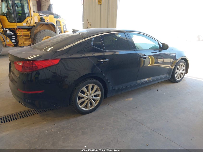 2015 Kia Optima VIN 5XXGN4A71FG354474 IAAI salvage auction — NORMAL WEAR, Clear (Utah), sold $200 on 2026-07-29 (photo 4)