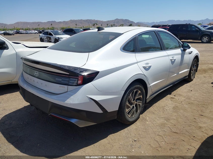 2026 Hyundai Sonata VIN KMHL24JJ9TA153945 IAAI salvage auction — NORMAL WEAR, Enterprise Vehicles Clear Only (Arizona), sold $13,350 on 2026-07-14 (photo 4)
