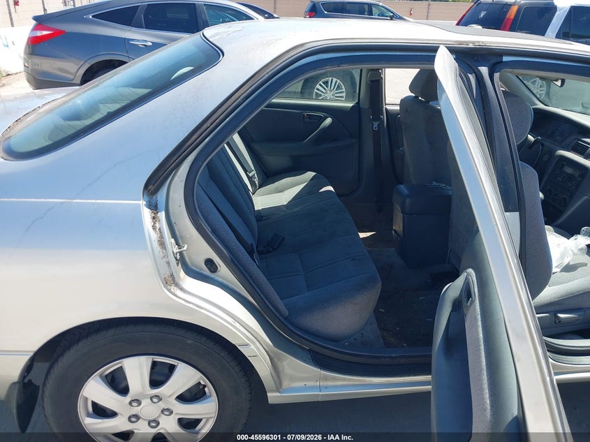 2000 Toyota Camry VIN JT2BG22K8Y0458162 IAAI salvage auction — NORMAL WEAR, Clear - Dealer Only (California), sold $275 on 2026-07-27 (photo 8)