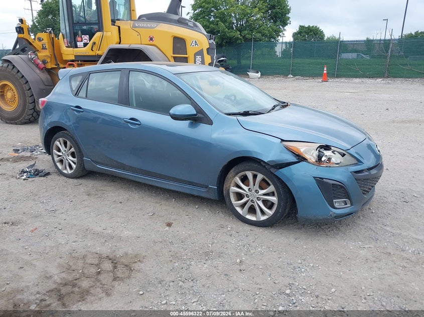 2010 Mazda 3 VIN JM1BL1H60A1251580 IAAI salvage auction — NORMAL WEAR, Clear (Pennsylvania), sold $800 on 2026-07-31 (photo 1)