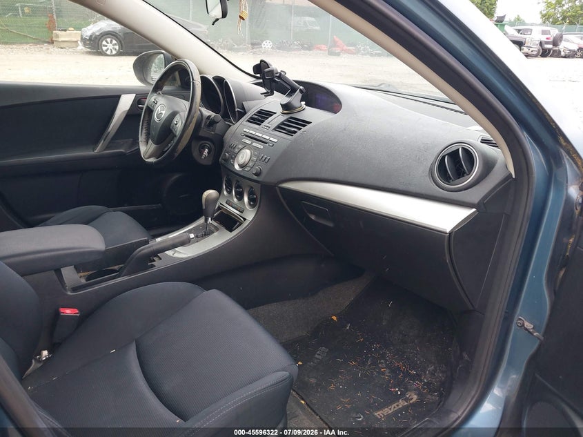 2010 Mazda 3 VIN JM1BL1H60A1251580 IAAI salvage auction — NORMAL WEAR, Clear (Pennsylvania), sold $800 on 2026-07-31 (photo 5)
