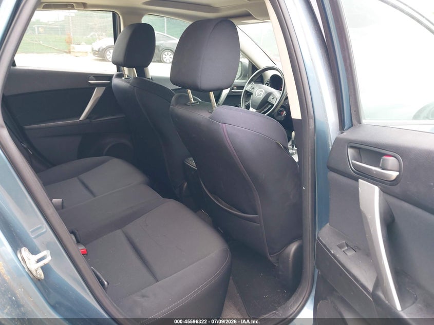 2010 Mazda 3 VIN JM1BL1H60A1251580 IAAI salvage auction — NORMAL WEAR, Clear (Pennsylvania), sold $800 on 2026-07-31 (photo 8)