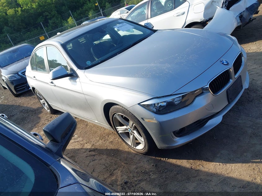 2015 BMW 3 series VIN WBA3B3C58FF546631 IAAI salvage auction — UNKNOWN, Clear (Illinois), sold $700 on 2026-07-29 (photo 1)