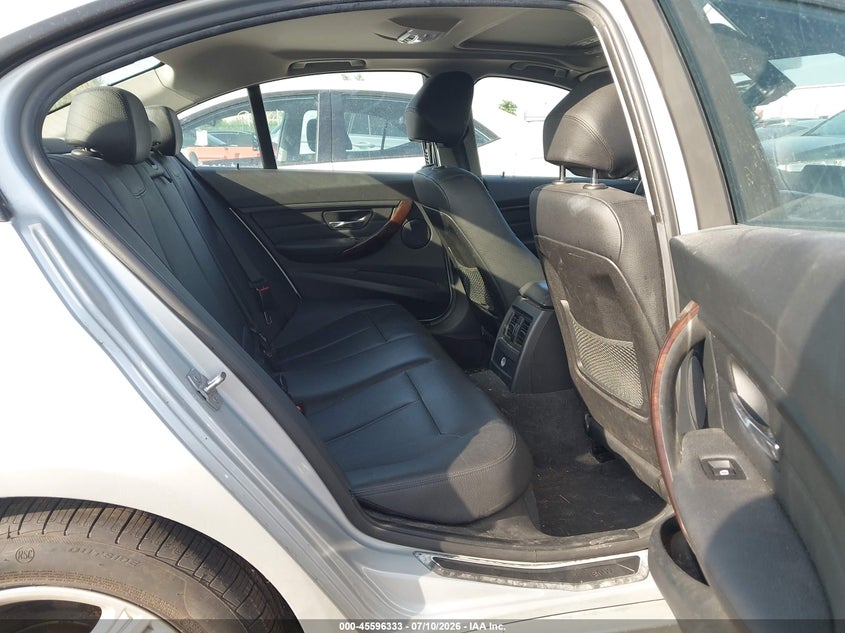 2015 BMW 3 series VIN WBA3B3C58FF546631 IAAI salvage auction — UNKNOWN, Clear (Illinois), sold $700 on 2026-07-29 (photo 8)
