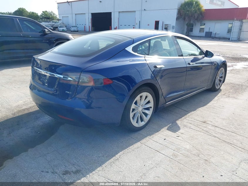 2018 Tesla Model s VIN 5YJSA1E22JF245245 IAAI salvage auction — NORMAL WEAR, Salvage (Florida), sold $3,250 on 2026-07-29 (photo 4)