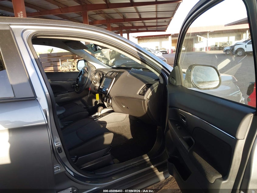 2026 Mitsubishi Outlander VIN JA4ARUAU9TU010701 IAAI salvage auction — FRONT END, Enterprise Vehicles Clear Only (Arizona), sold $5,700 on 2026-07-14 (photo 5)