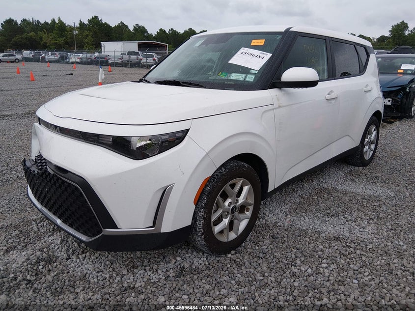 2024 Kia Soul VIN KNDJ23AU8R7227880 IAAI salvage auction — FRONT & REAR, Salvage Title, sold $4,725 on 2026-07-15 (photo 2)