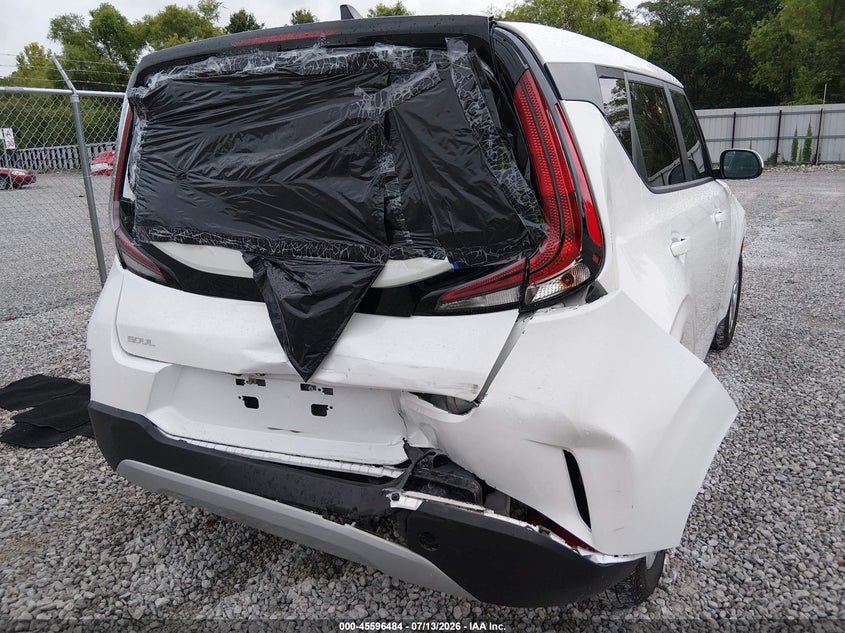 2024 Kia Soul VIN KNDJ23AU8R7227880 IAAI salvage auction — FRONT & REAR, Salvage Title, sold $4,725 on 2026-07-15 (photo 6)