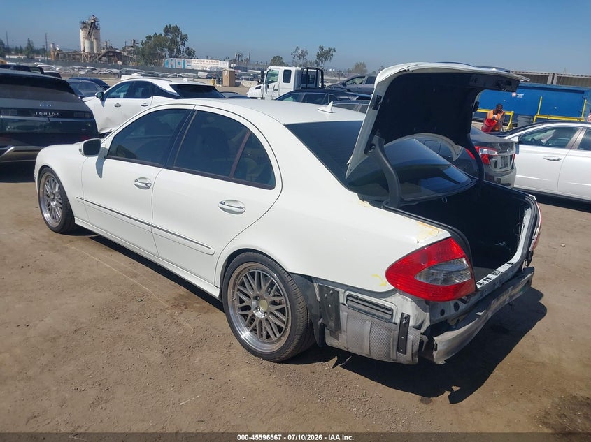 2007 Mercedes-benz E-klasse VIN WDBUF56X97B095818 IAAI salvage auction — REAR END, Salvage (California), sold $1,500 on 2026-07-22 (photo 3)