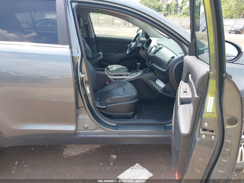 2014 Kia Sportage VIN KNDPC3AC6E7604814 IAAI salvage auction — NORMAL WEAR, Original (Ohio), sold $1,200 on 2026-07-30 (photo 5)