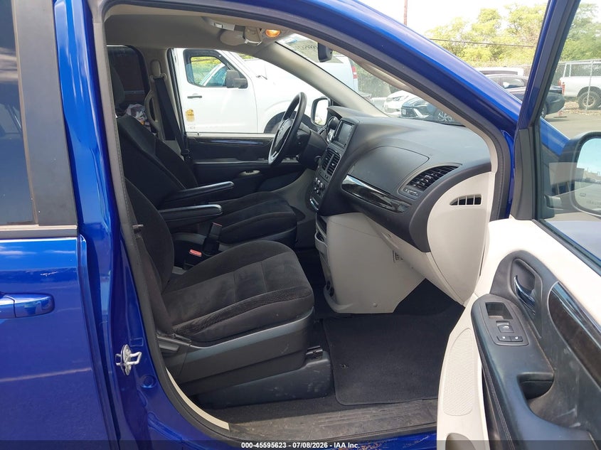 2018 Dodge Grand caravan VIN 2C4RDGBG1JR313080 IAAI salvage auction — NORMAL WEAR, Sf97 (Hawaii), sold $7,200 on 2026-07-28 (photo 5)