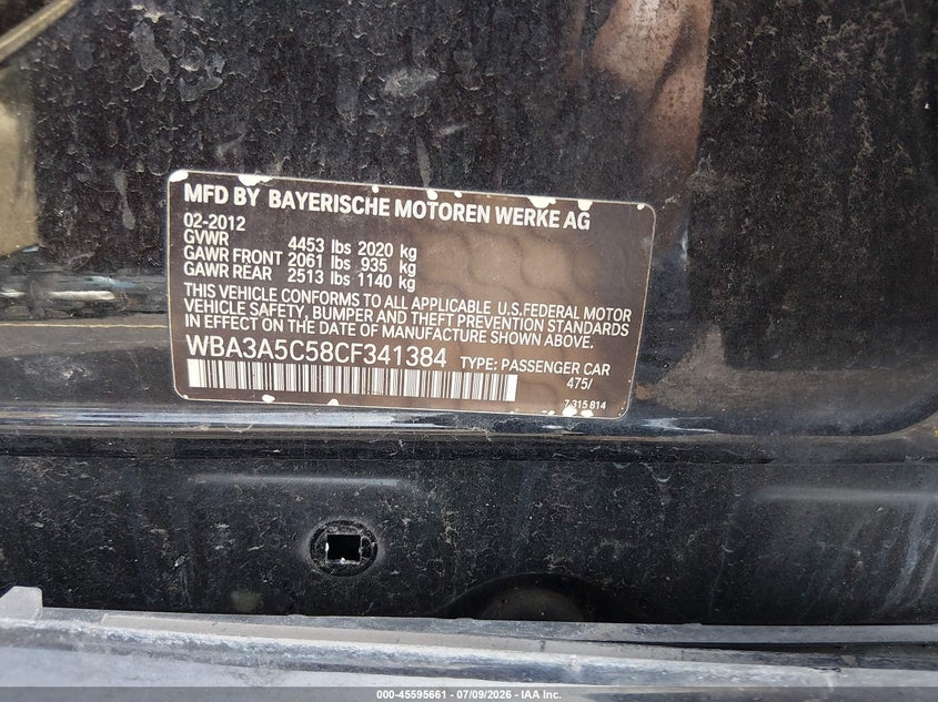 2012 BMW 3er VIN WBA3A5C58CF341384 IAAI salvage auction — LEFT & RIGHT, Salvage Title, sold $450 on 2026-08-20 (photo 9)