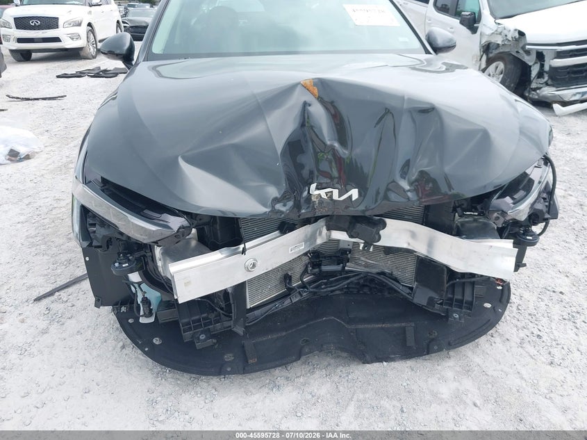 2026 Kia K5 VIN KNAG24J77T5479453 IAAI salvage auction — FRONT END, Salvage Title, sold $6,075 on 2026-07-15 (photo 6)