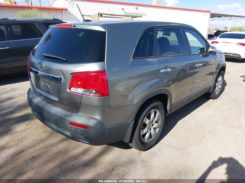 2012 Kia Sorento VIN 5XYKT3A1XCG300023 IAAI salvage auction — FRONT END, Salvage Title, sold $700 on 2026-07-23 (photo 4)