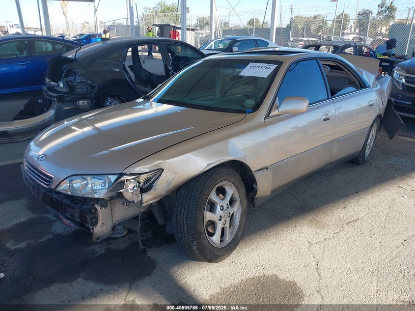 2001 Lexus Es 300 VIN JT8BF28G010310346 IAAI salvage auction — ALL OVER, Salvage (California), sold $25 on 2026-07-29 (photo 2)