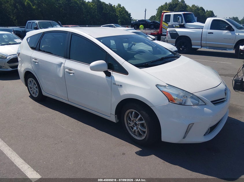 2013 Toyota Prius v VIN JTDZN3EU2D3286167 IAAI salvage auction — NORMAL WEAR, Clear (North Carolina), sold $2,900 on 2026-07-15 (photo 1)